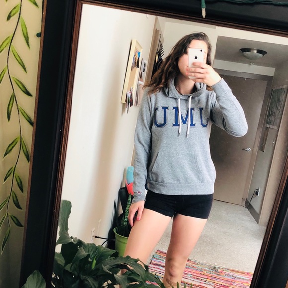 Tops - 🌱 5/$20 JMU hoodie